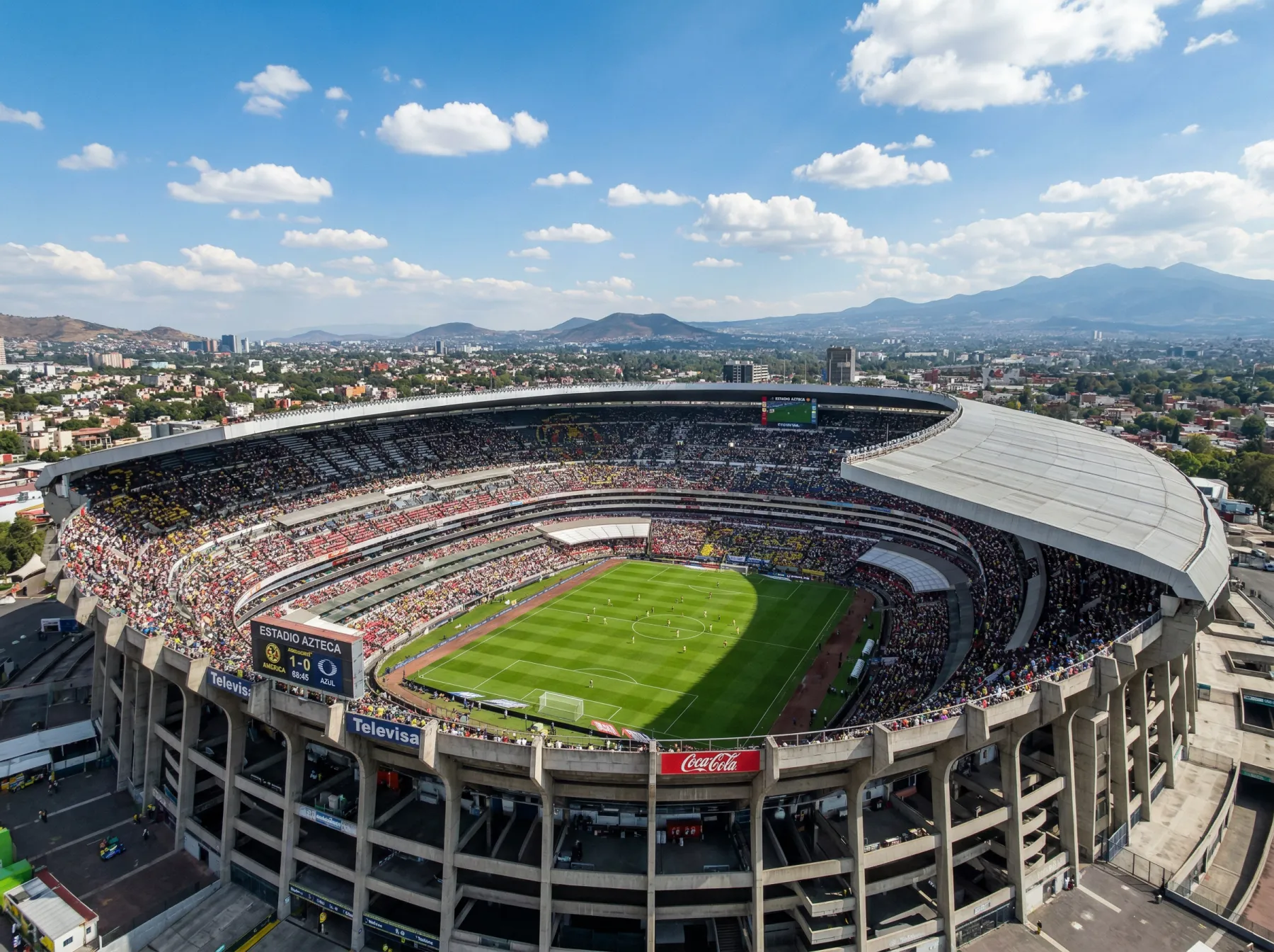 Vue panoramique de l'Estadio Azteca à Mexico, stade légendaire qui accueillera le match d'ouverture de la Coupe du Monde 2026